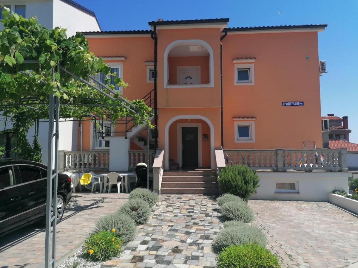 Apartmani Bulajic Krk Town Eksteriør bilde
