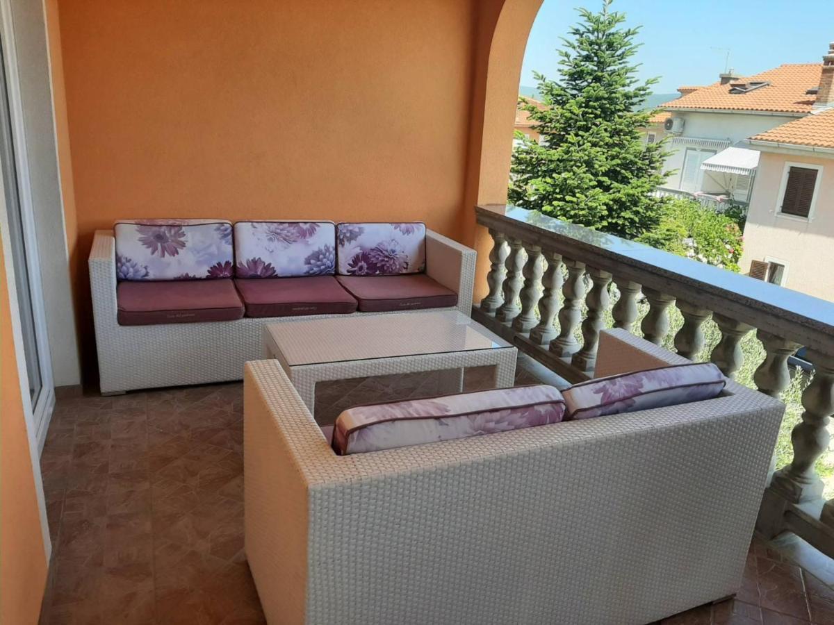 Apartmani Bulajic Krk Town Eksteriør bilde