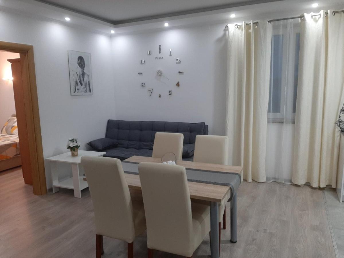 Apartmani Bulajic Krk Town Eksteriør bilde